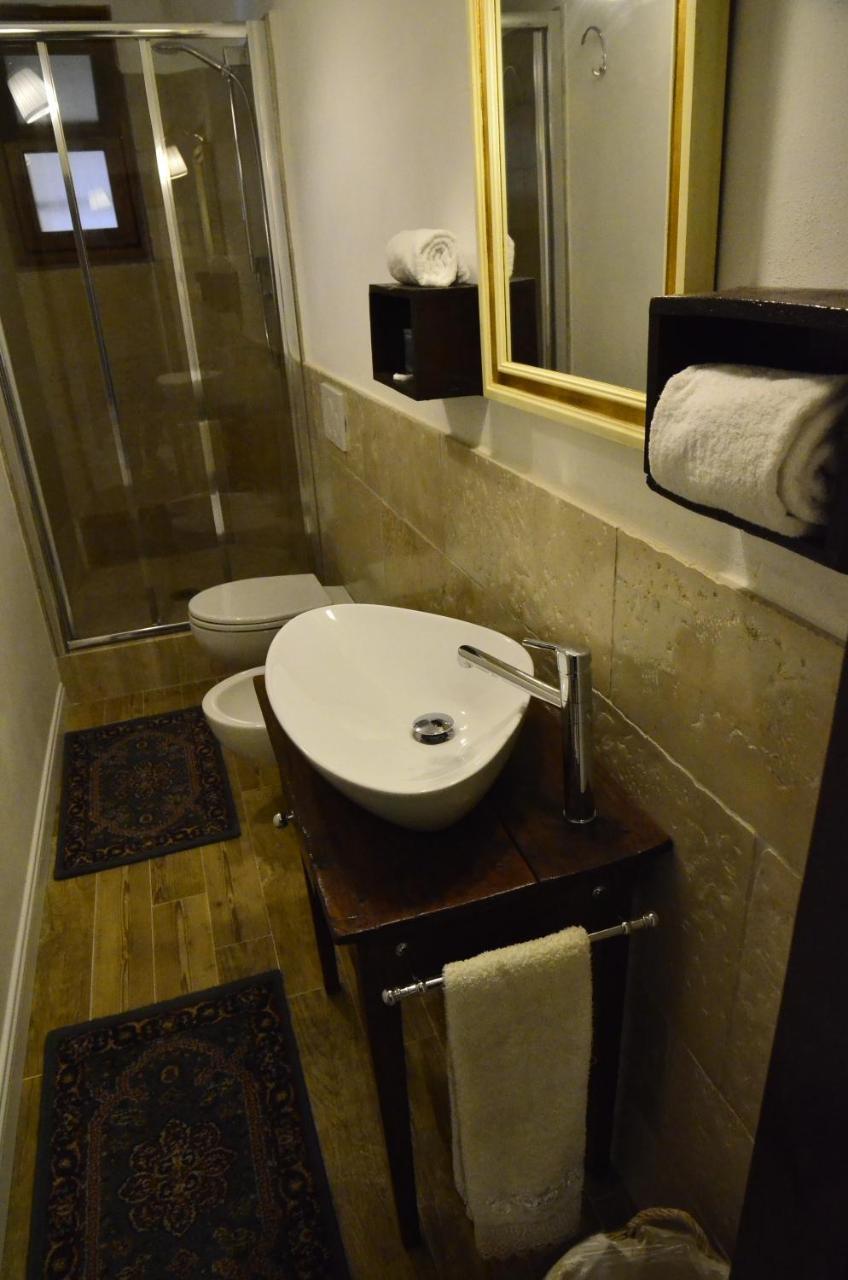 Suite La Nicchia Guelfa ฟลอเรนซ์ ภายนอก รูปภาพ